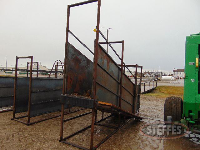 Cattle loading chute, built from well pipe_1.jpg
